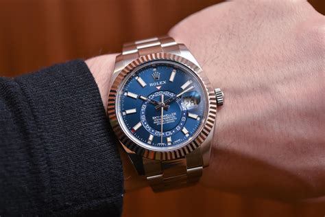 nieuwe rolex sky dweller|rolex sky dweller prices.